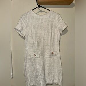 BeBop White Sheath Mini Dress Crew Neck Short Sleeve